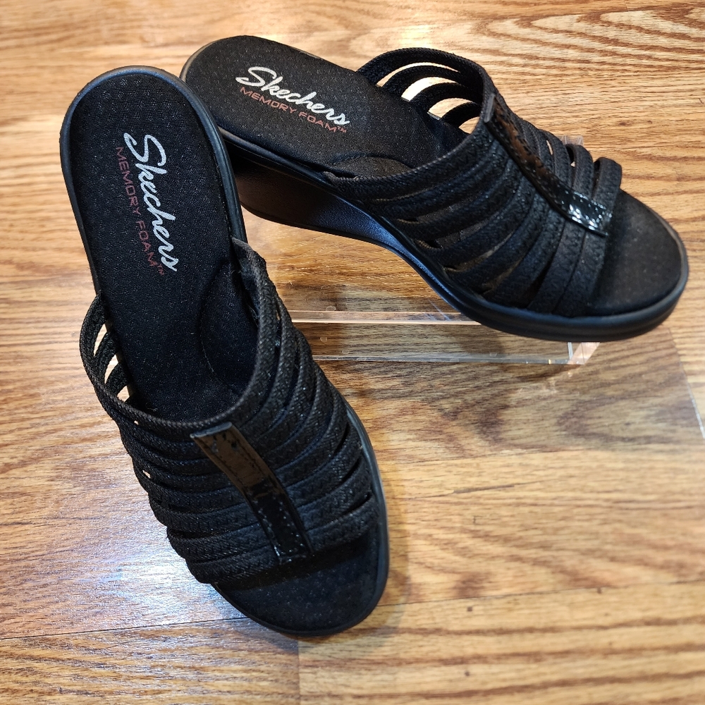 Skechers Black Wedge Sandals Women's Size 8 - Picture 9 of 10